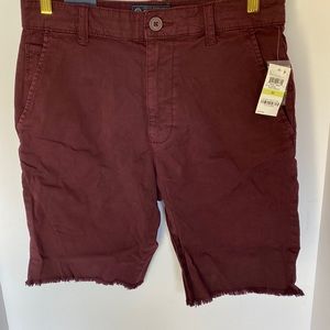 Chin o shorts 9 inch inseam dark scarlet size 30